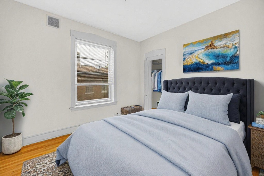 7335 S Michigan Avenue, Chicago, IL 60619