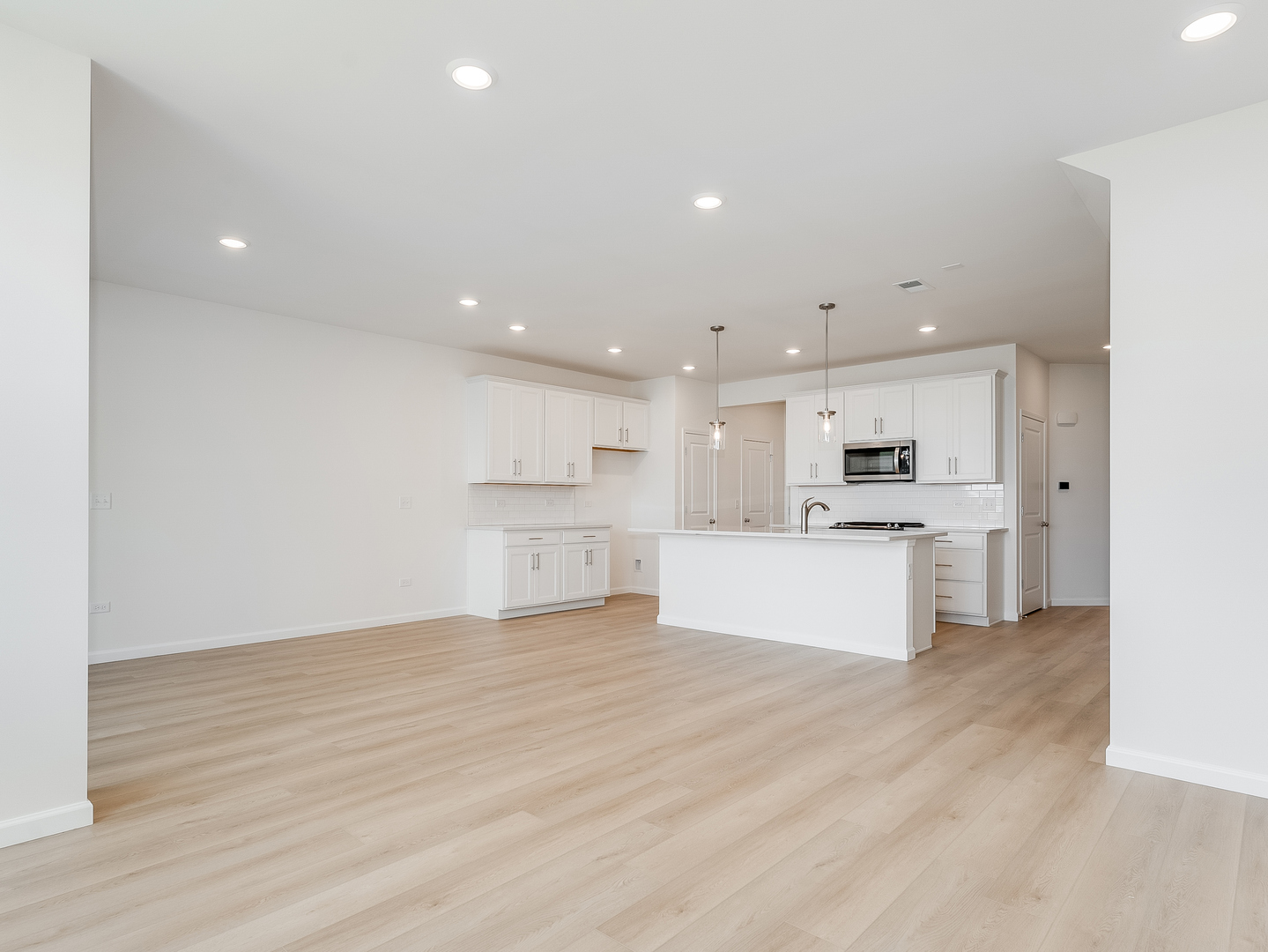 660 Switchgrass Way #58002, Bolingbrook, IL 60490