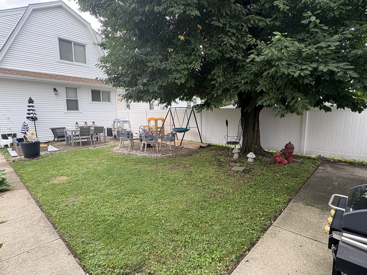 2504 N Budd Street, River Grove, IL 60171