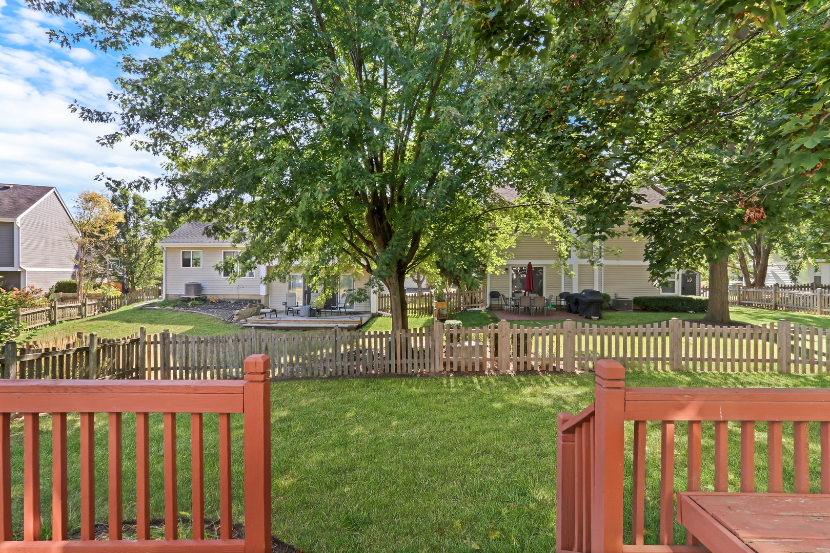 223 Litchfield Court, Grayslake, IL 60030