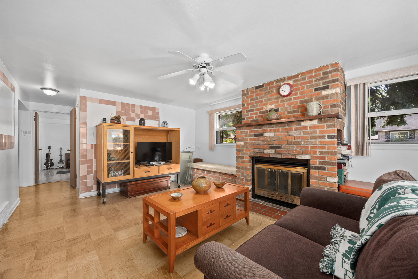 16948 Glen Oaks Drive, Country Club Hills, IL 60478