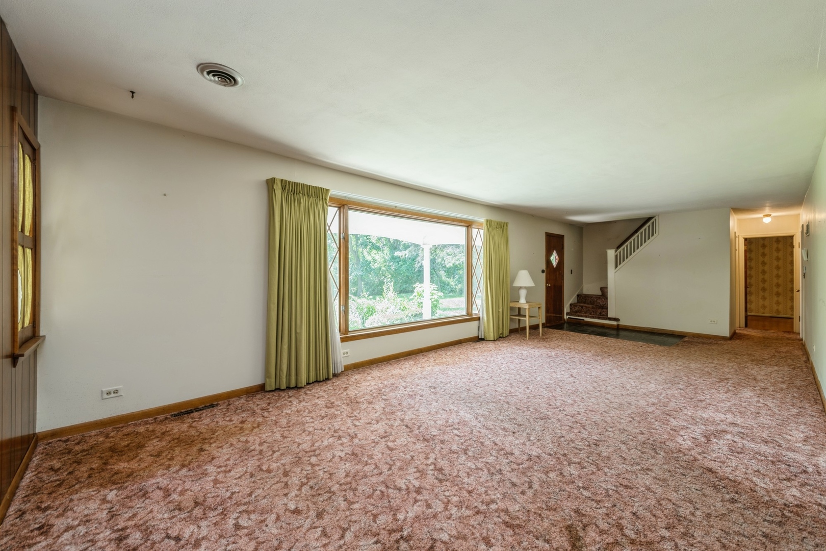 4N051 Wood Dale Road, Addison, IL 60101