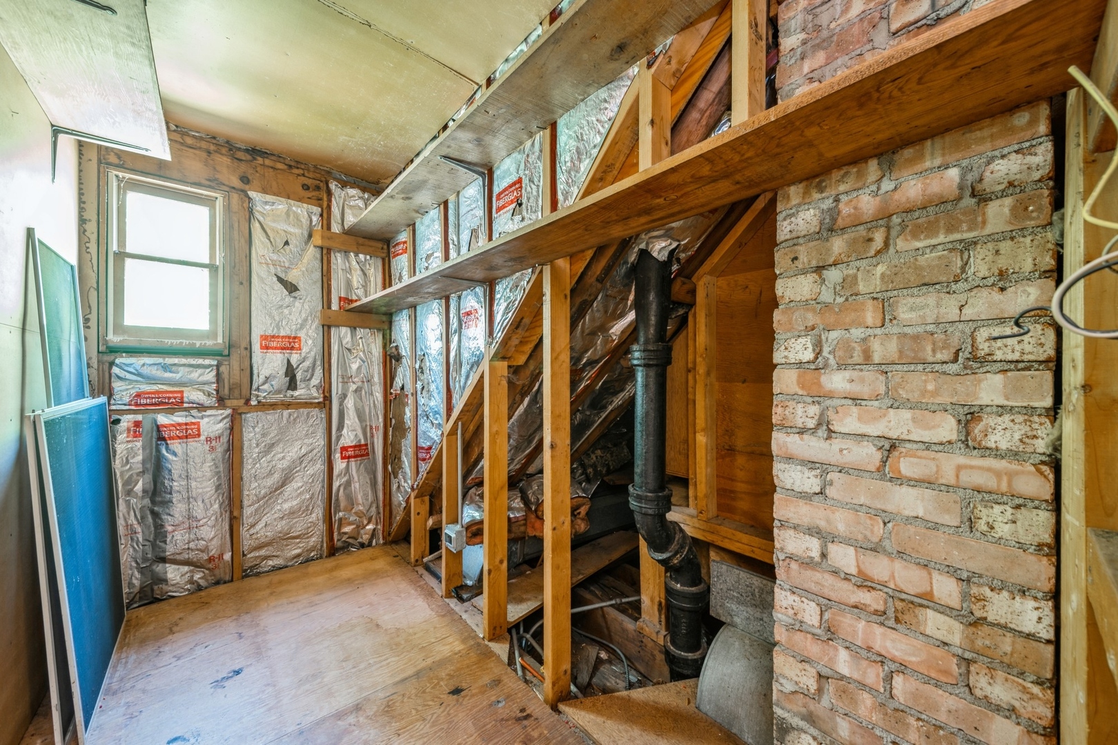 4N051 Wood Dale Road, Addison, IL 60101