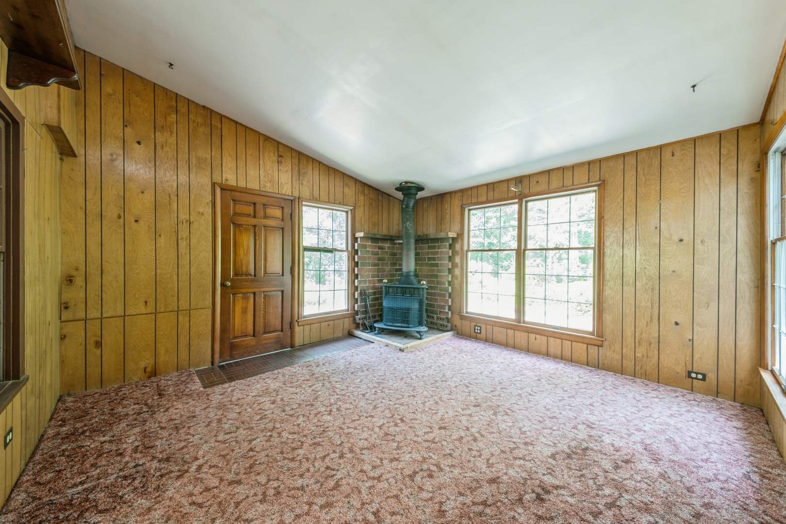 4N051 Wood Dale Road, Addison, IL 60101