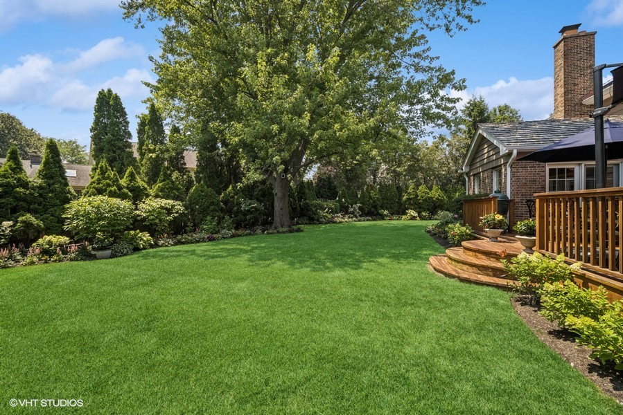 51 Heron Road, Lake Forest, IL 60045
