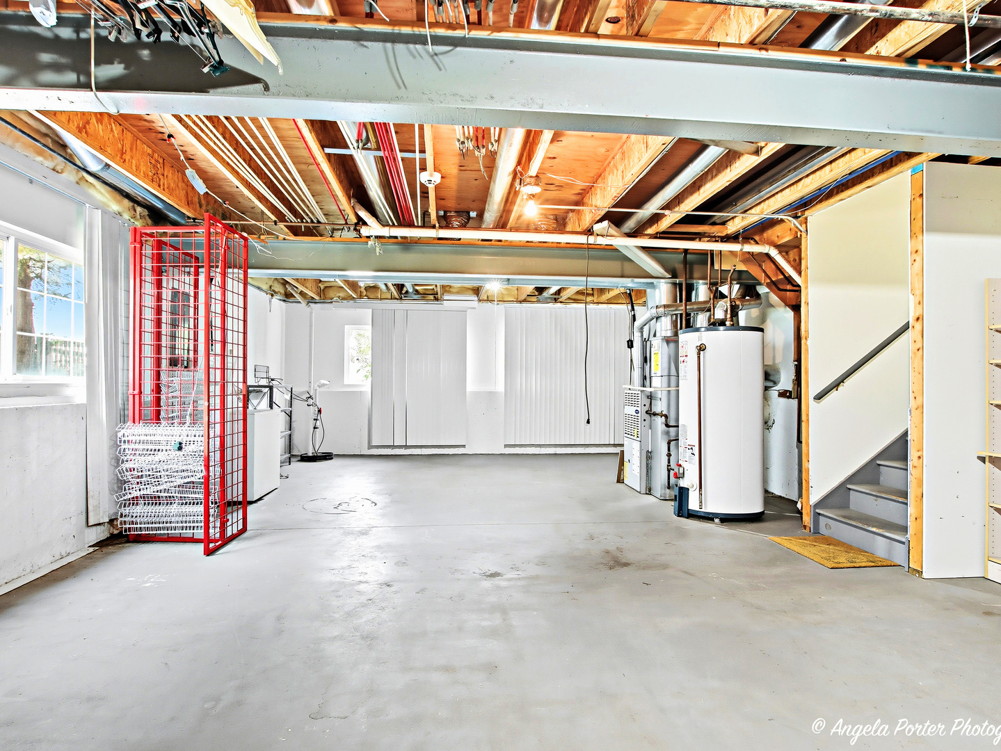 374 W Boxwood Court, Round Lake, IL 60073