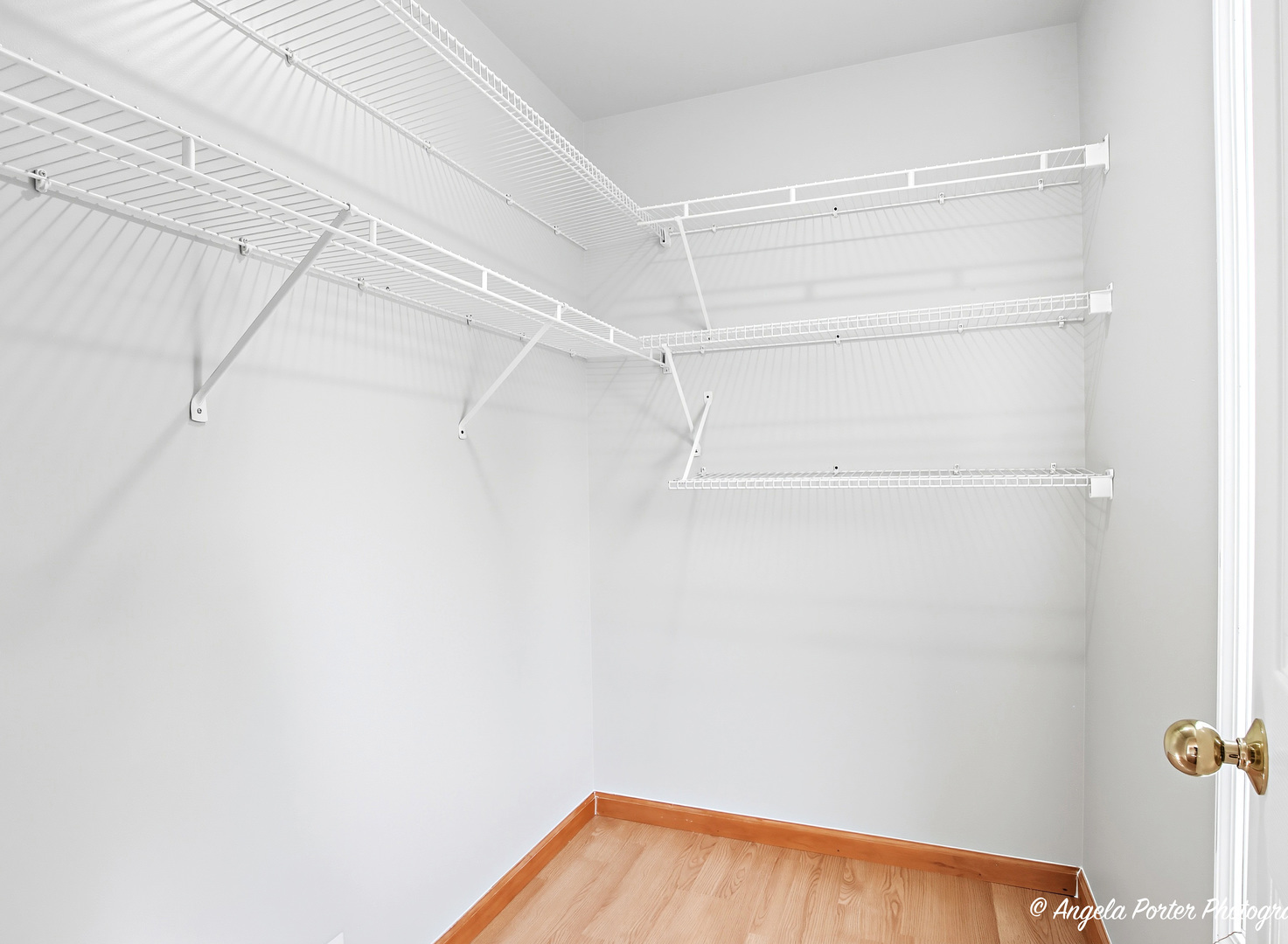 374 W Boxwood Court, Round Lake, IL 60073