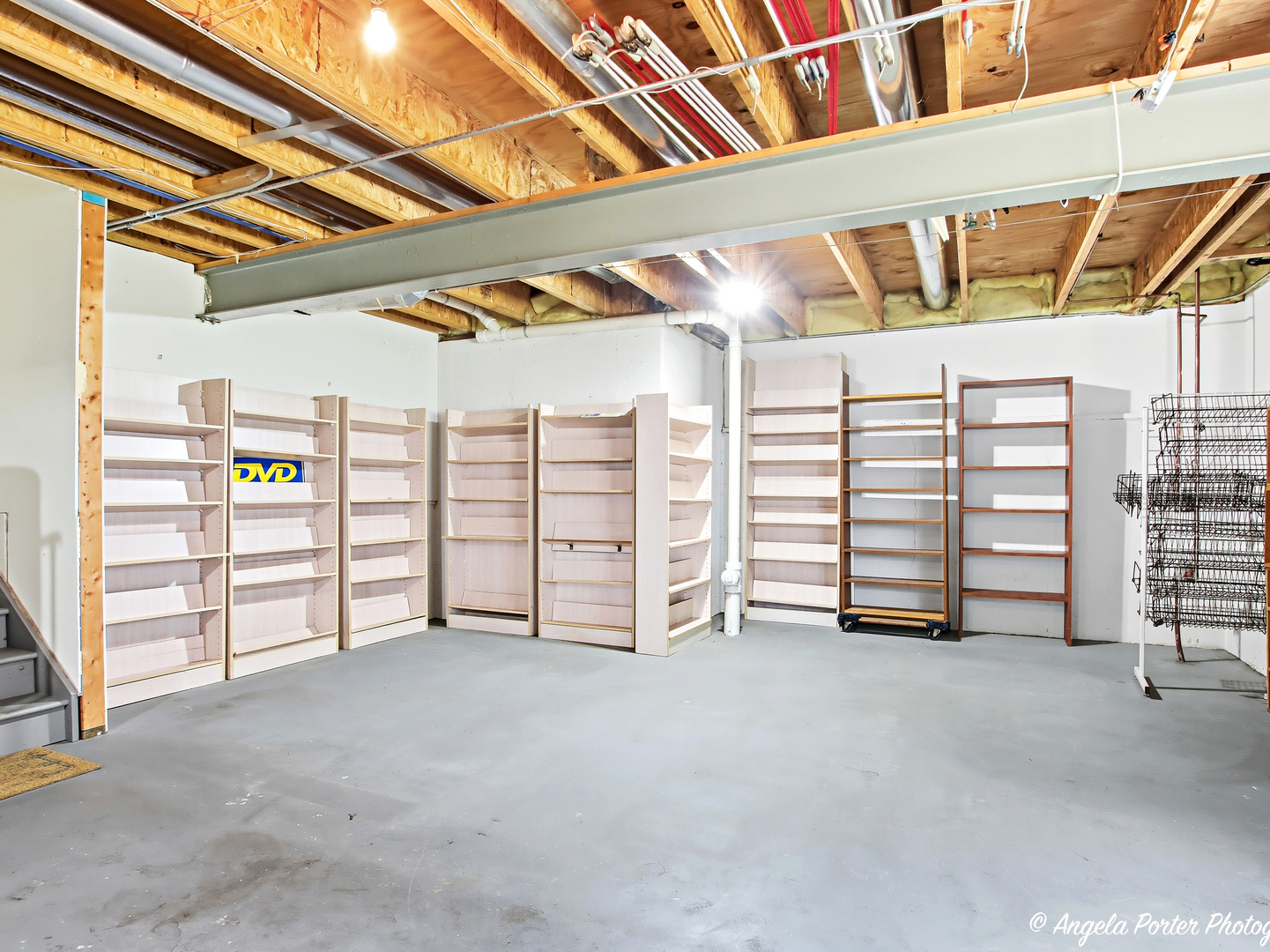 374 W Boxwood Court, Round Lake, IL 60073