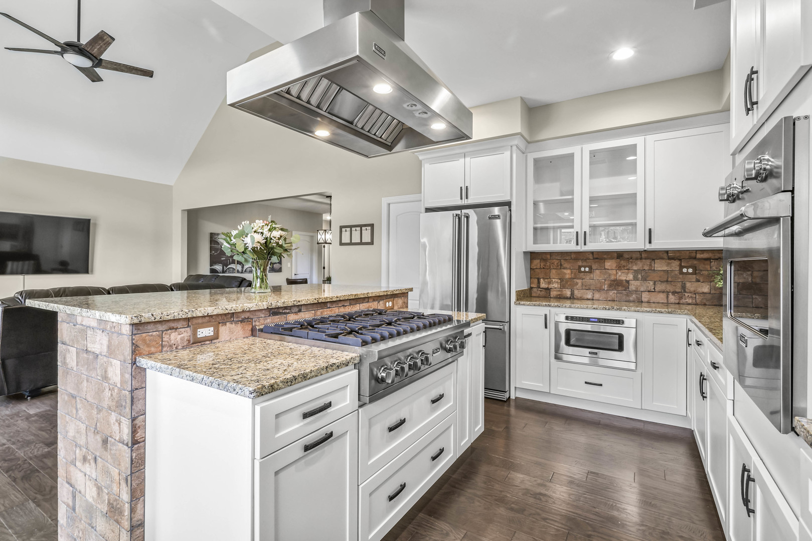 13020 Birch Path Court, Lemont, IL 60439