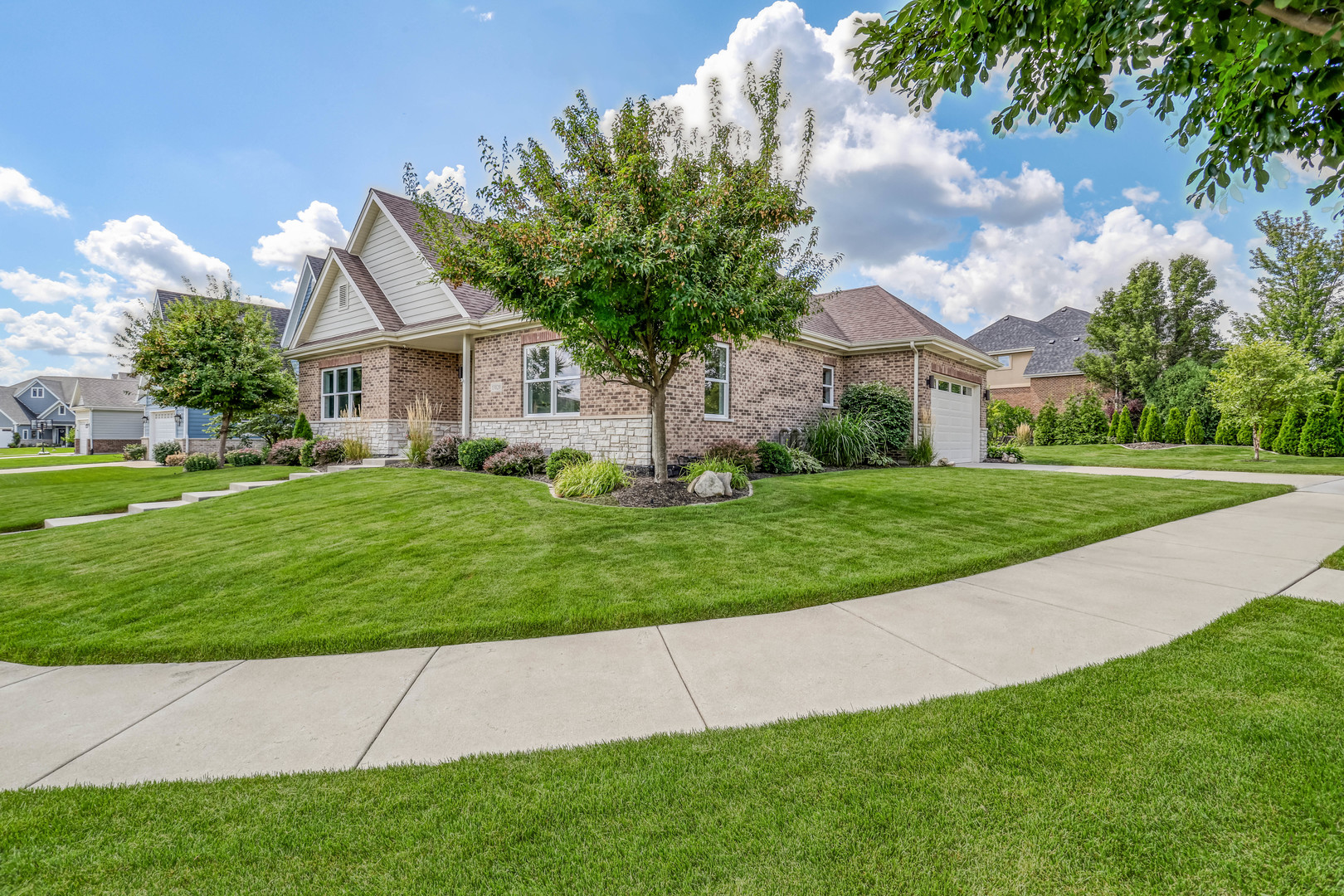 13020 Birch Path Court, Lemont, IL 60439