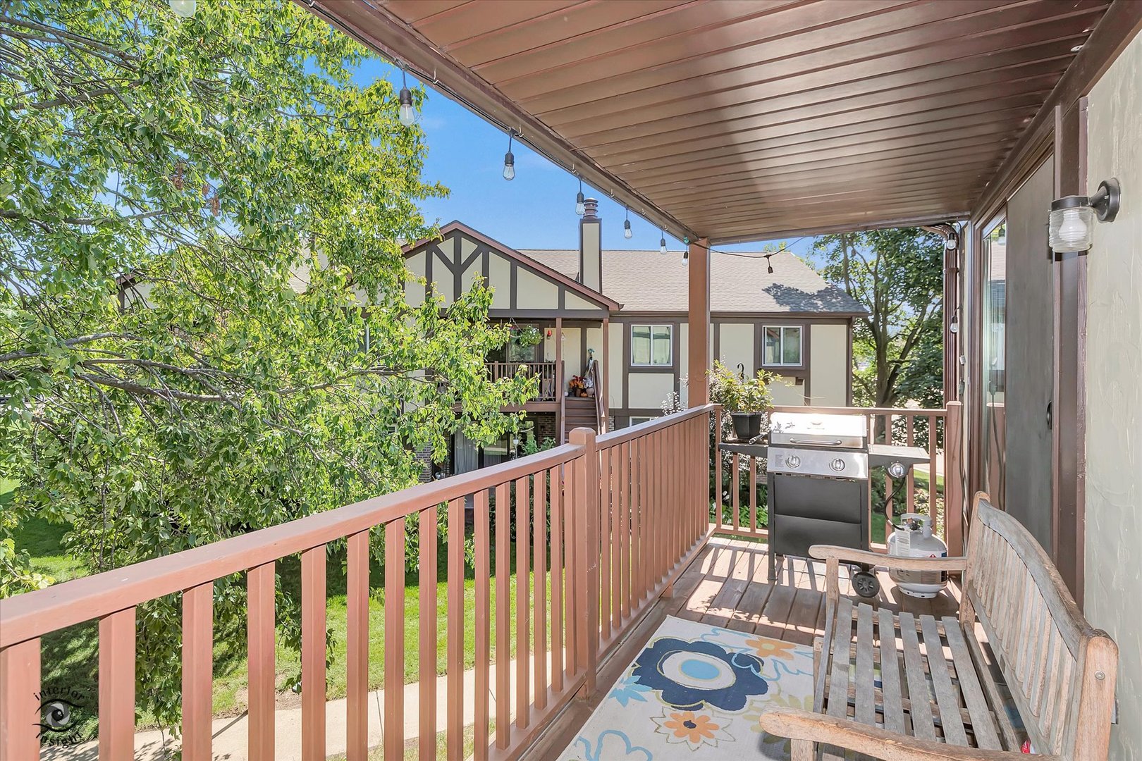 423 Ramblewood Drive #D, Glen Ellyn, IL 60137
