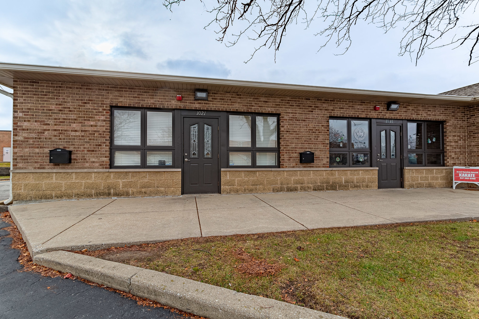 1041 Bonaventure Drive, Elk Grove Village, IL 60007