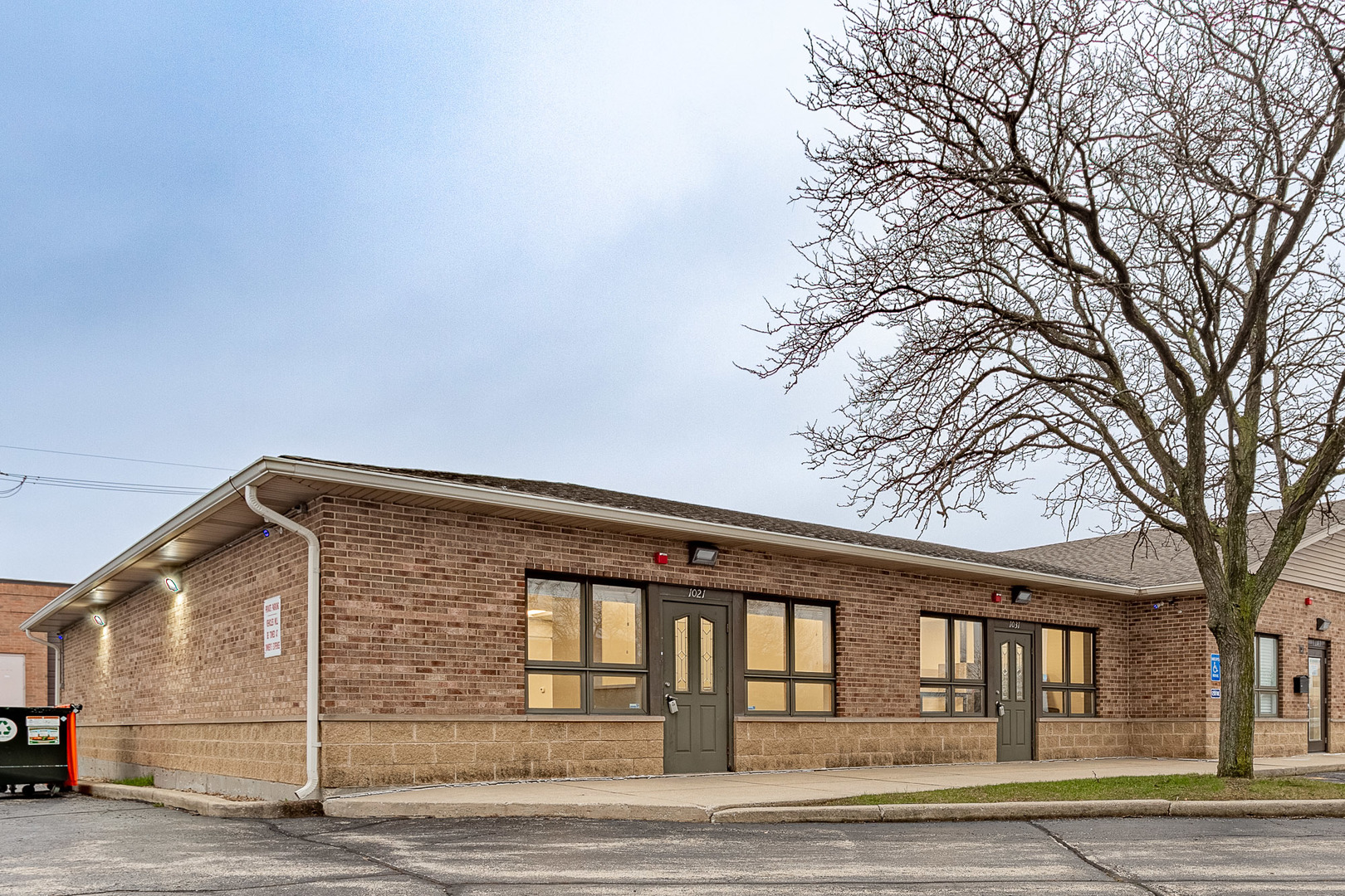 1041 Bonaventure Drive, Elk Grove Village, IL 60007