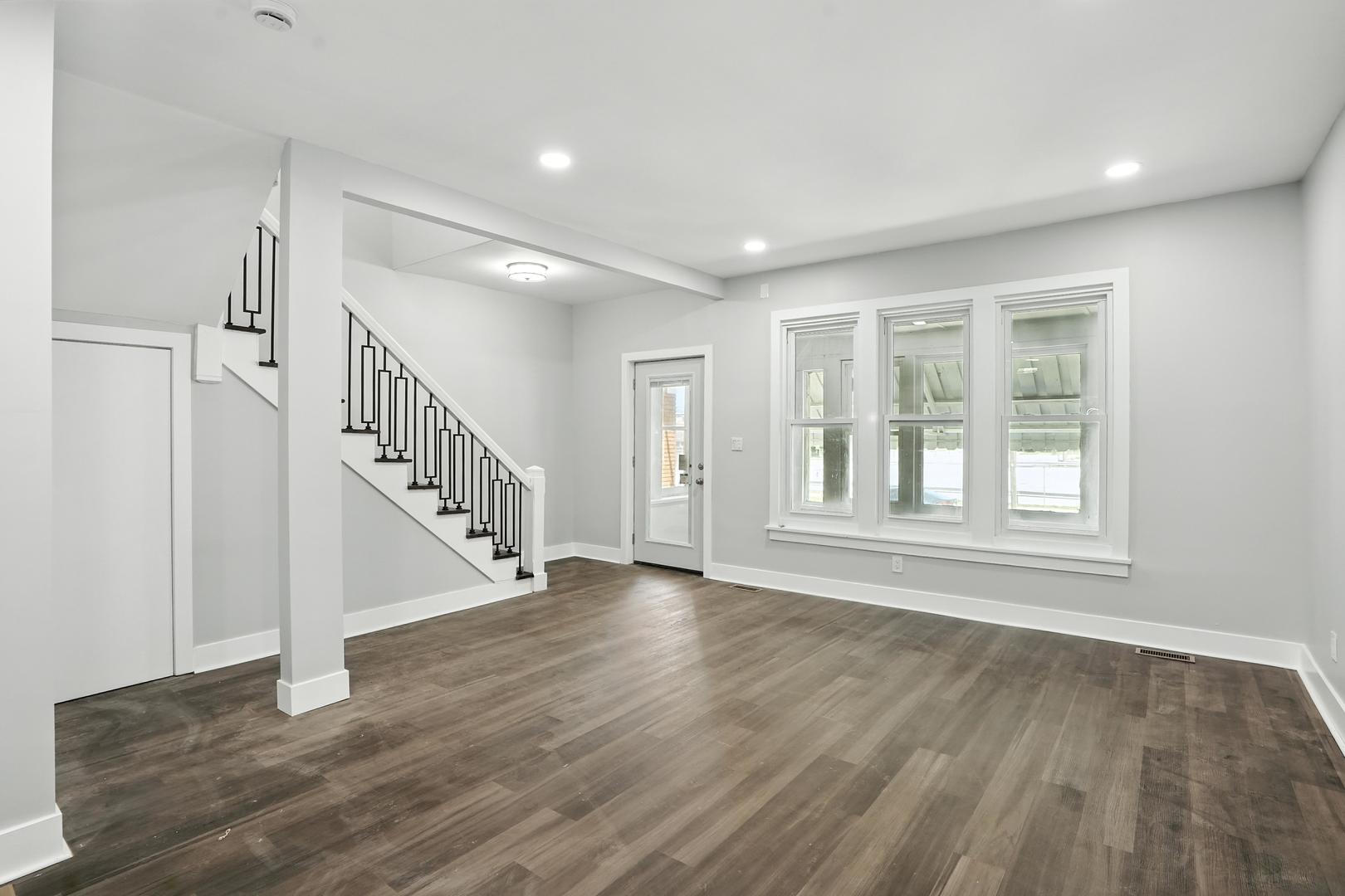 4722 Tod Avenue, East Chicago, IN 46312