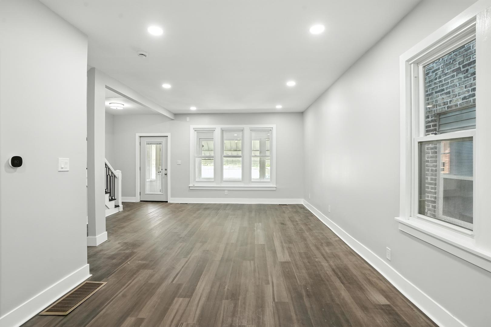 4722 Tod Avenue, East Chicago, IN 46312