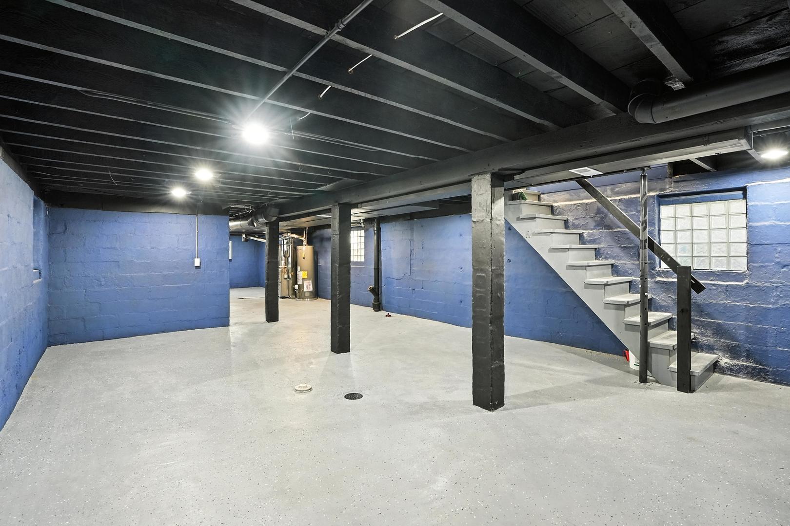 4722 Tod Avenue, East Chicago, IN 46312