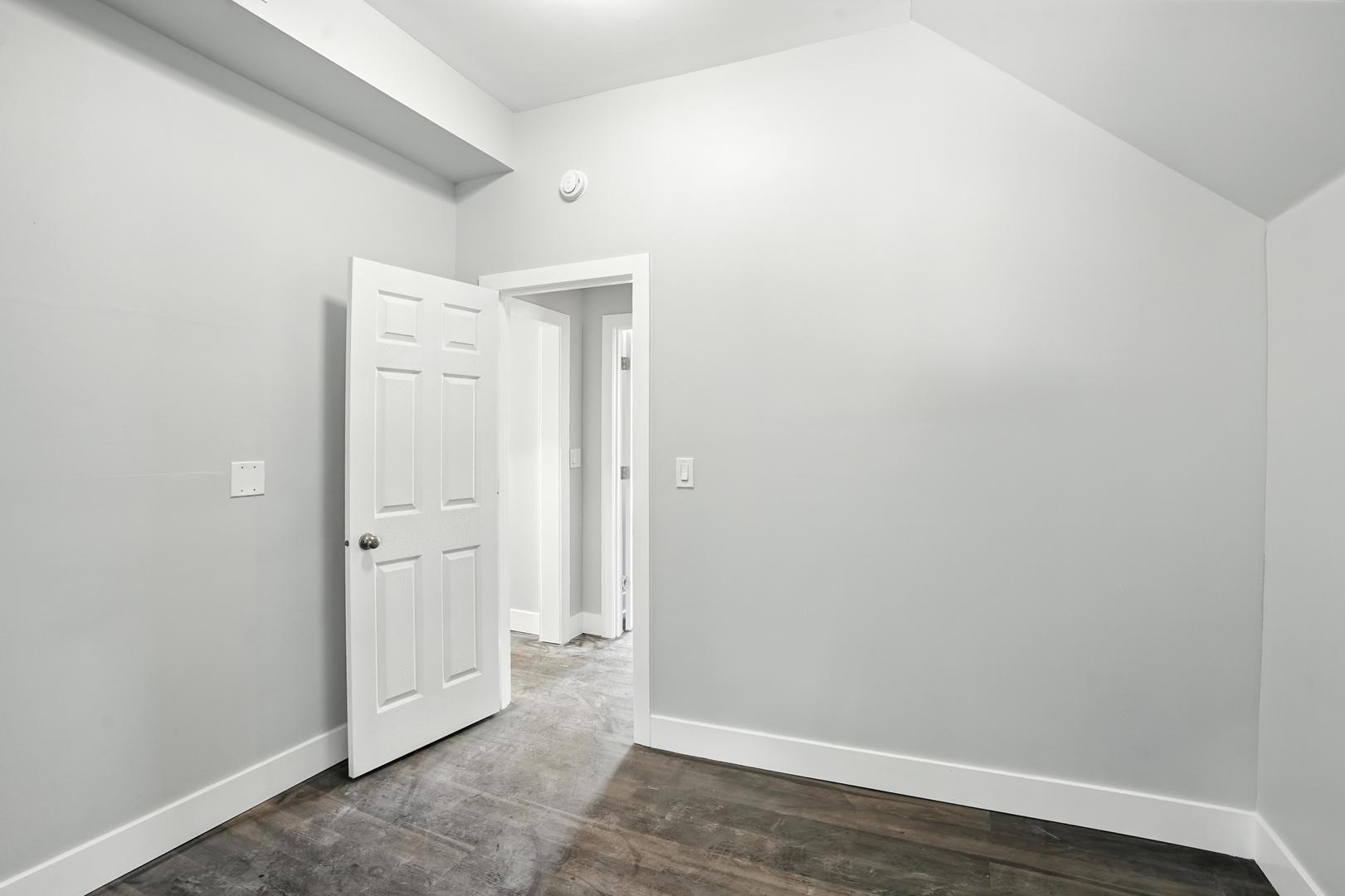 4722 Tod Avenue, East Chicago, IN 46312
