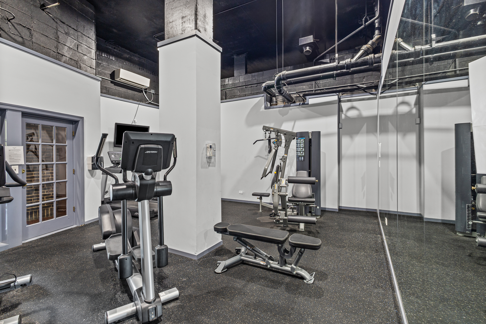 20 N TOWER Road #1N, Oak Brook, IL 60523