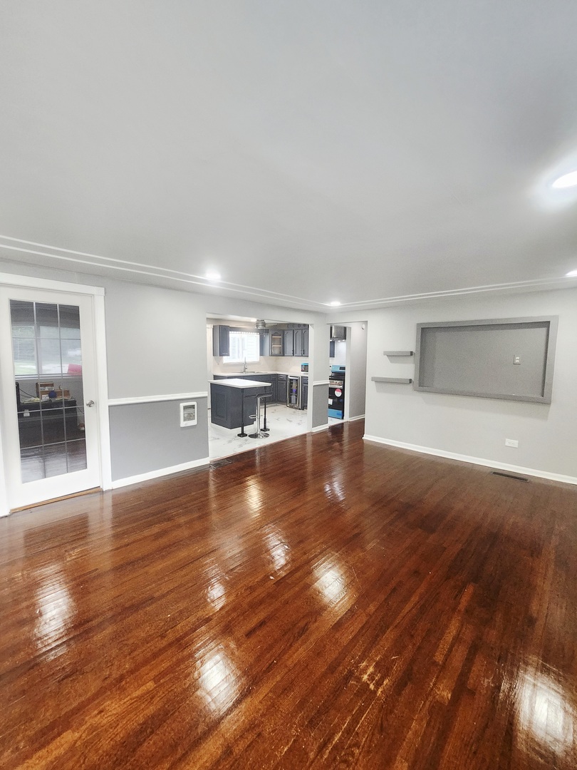 14049 S Claire Boulevard, Robbins, IL 60472
