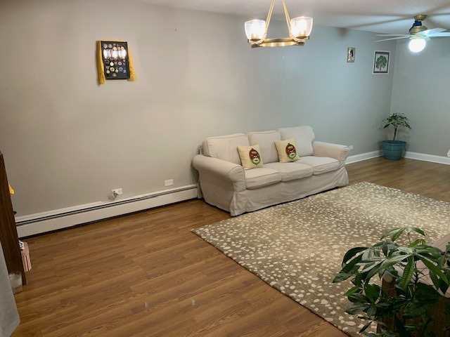 137 Gregory Street #9, Aurora, IL 60504