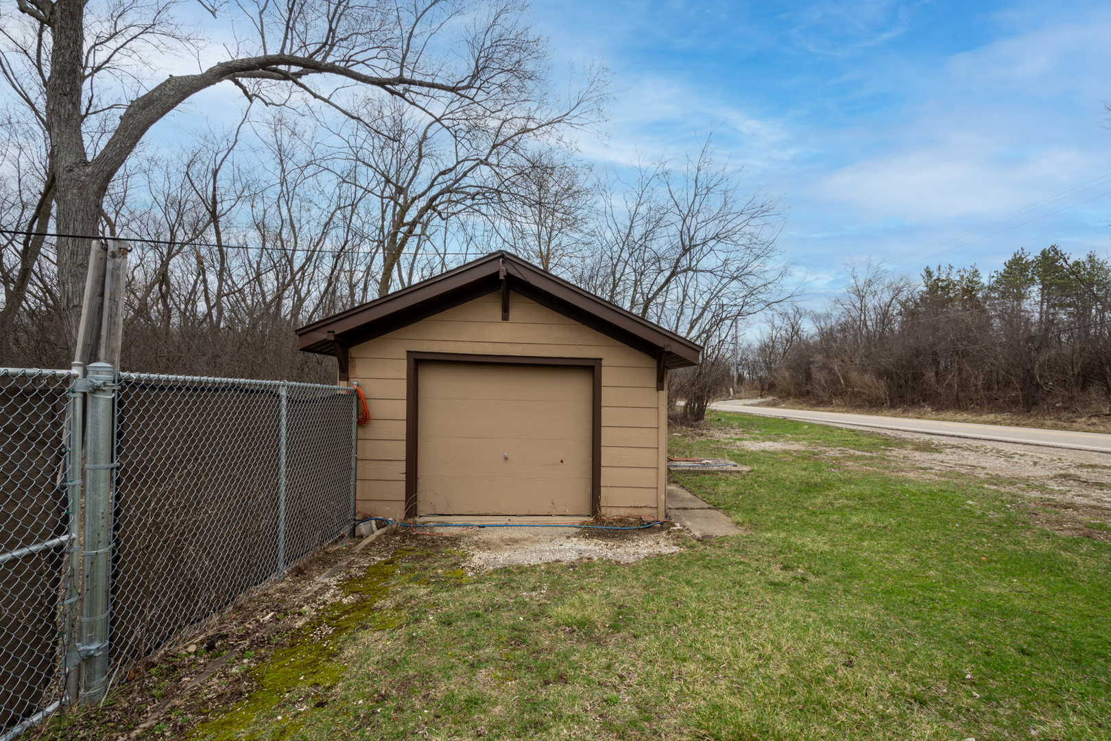 39532 N Il Route 59, Lake Villa, IL 60046