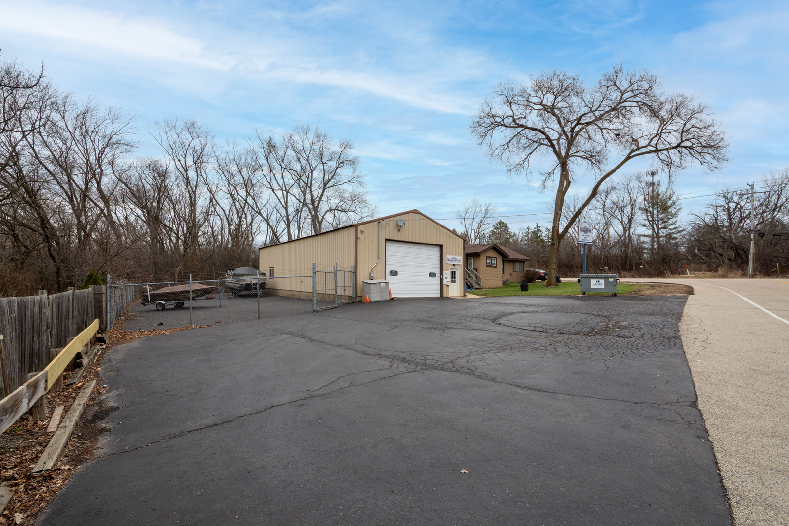 39532 N Il Route 59, Lake Villa, IL 60046