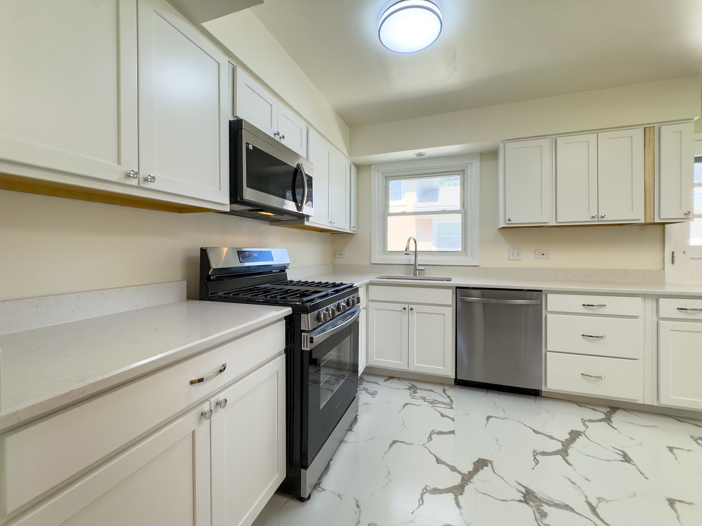 9310 Mason Avenue, Morton Grove, IL 60053