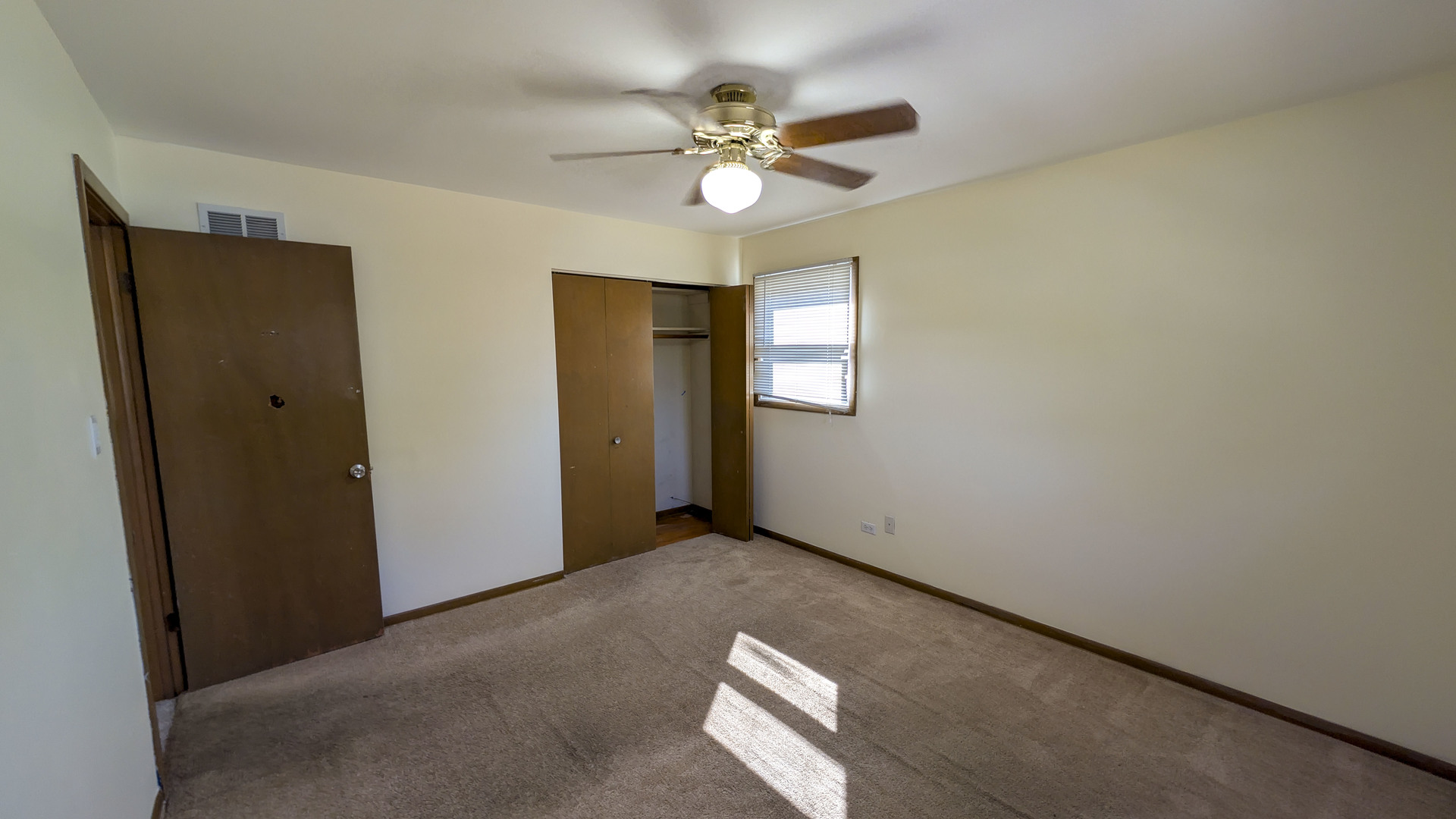 6337 Carlsbad Drive, Tinley Park, IL 60477