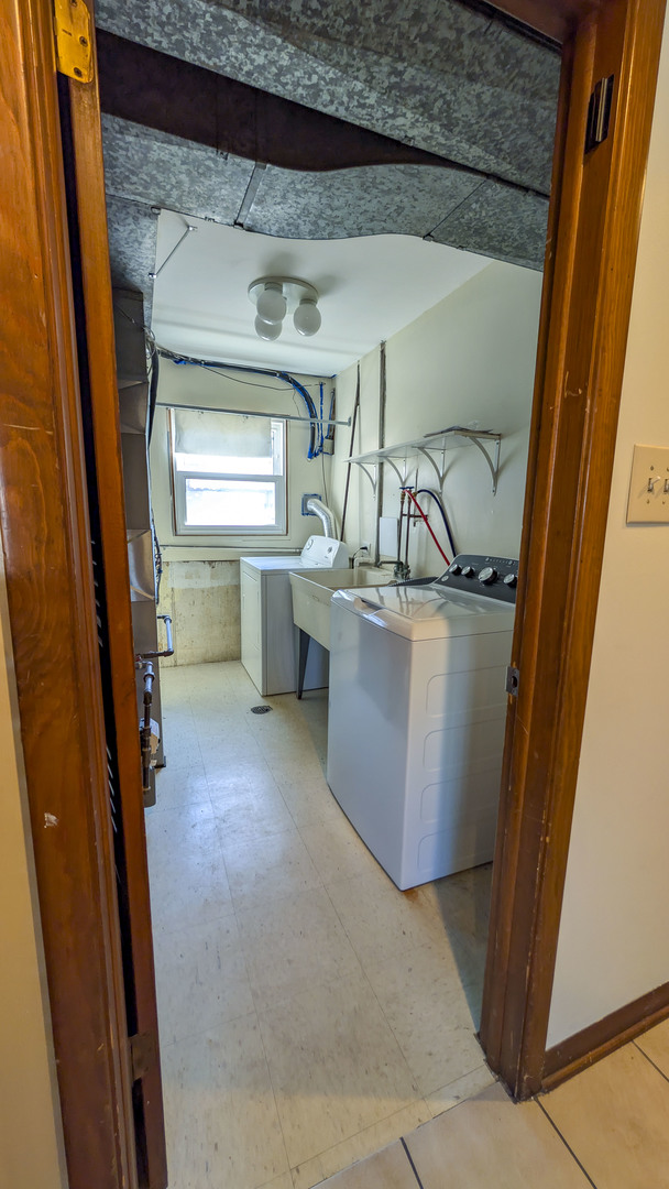 6337 Carlsbad Drive, Tinley Park, IL 60477