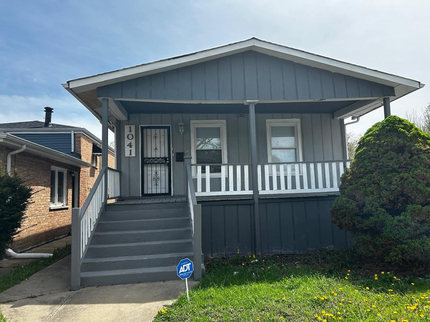1041 W 104th Place, Chicago, IL 60643