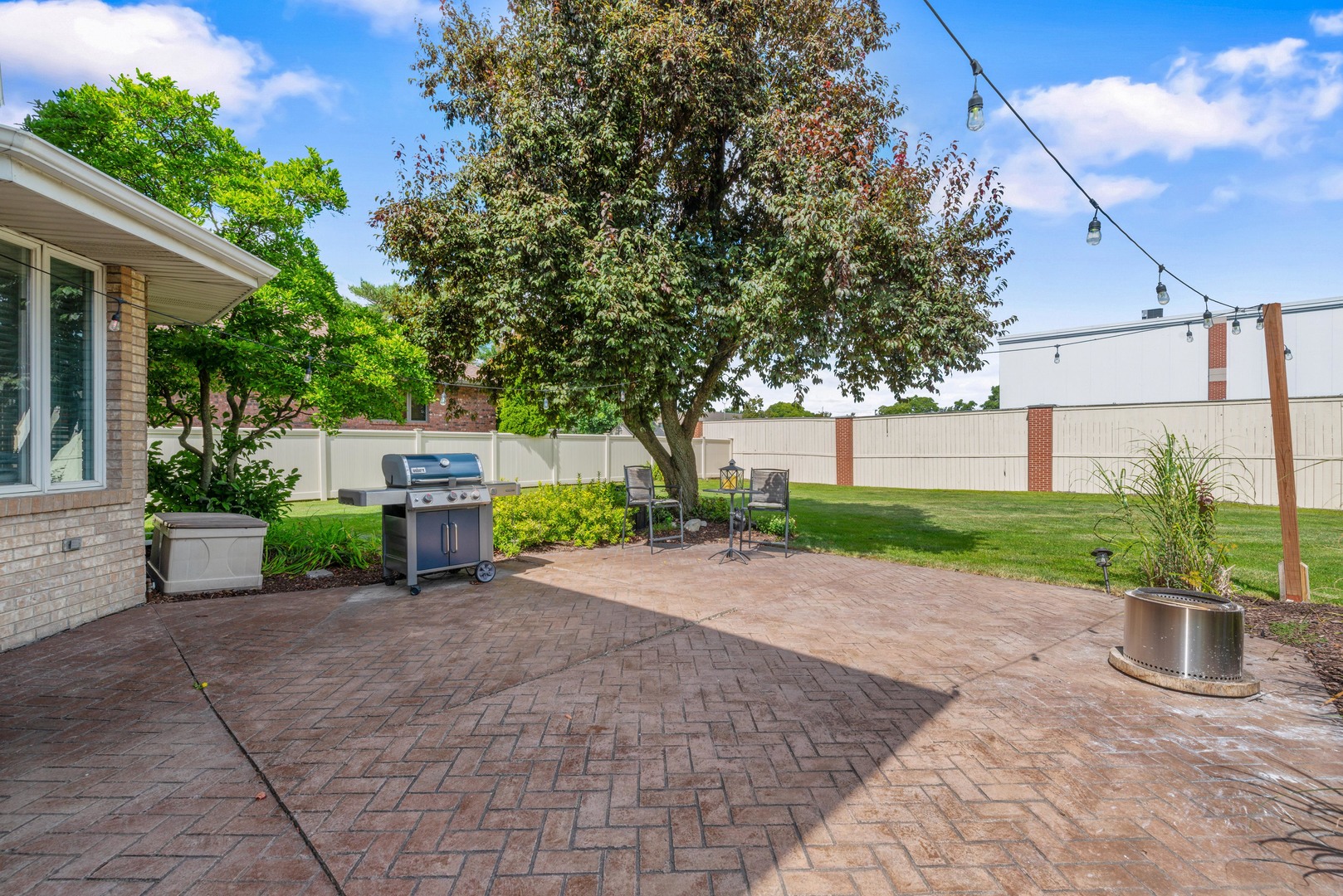 9704 W 56th Street, Countryside, IL 60525