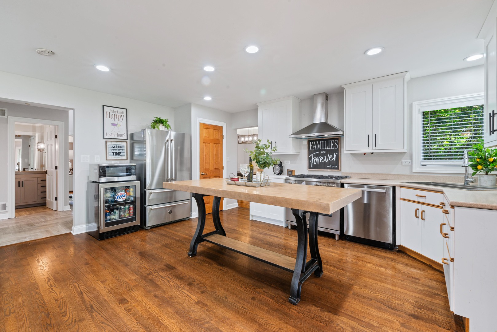 9704 W 56th Street, Countryside, IL 60525