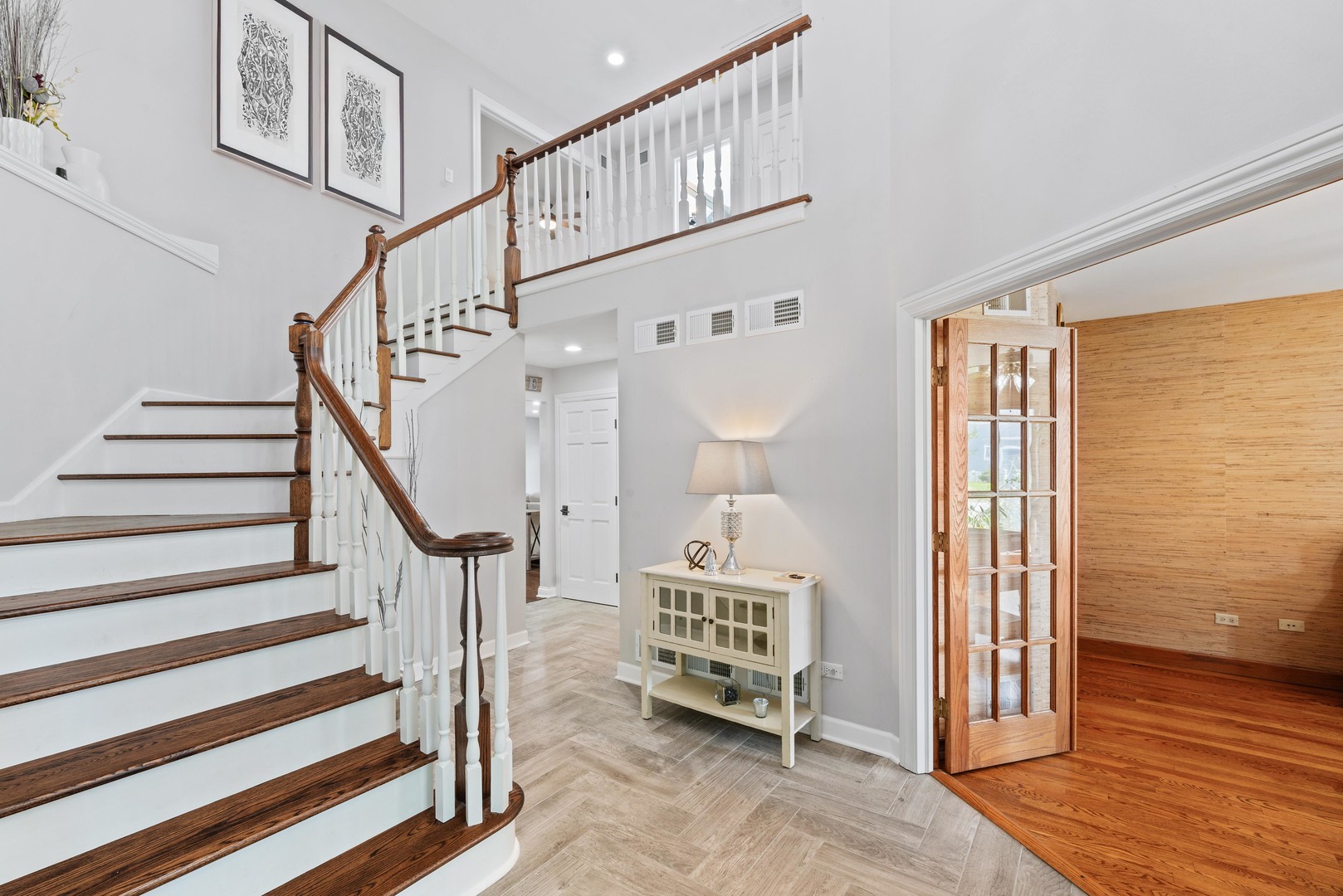 9704 W 56th Street, Countryside, IL 60525