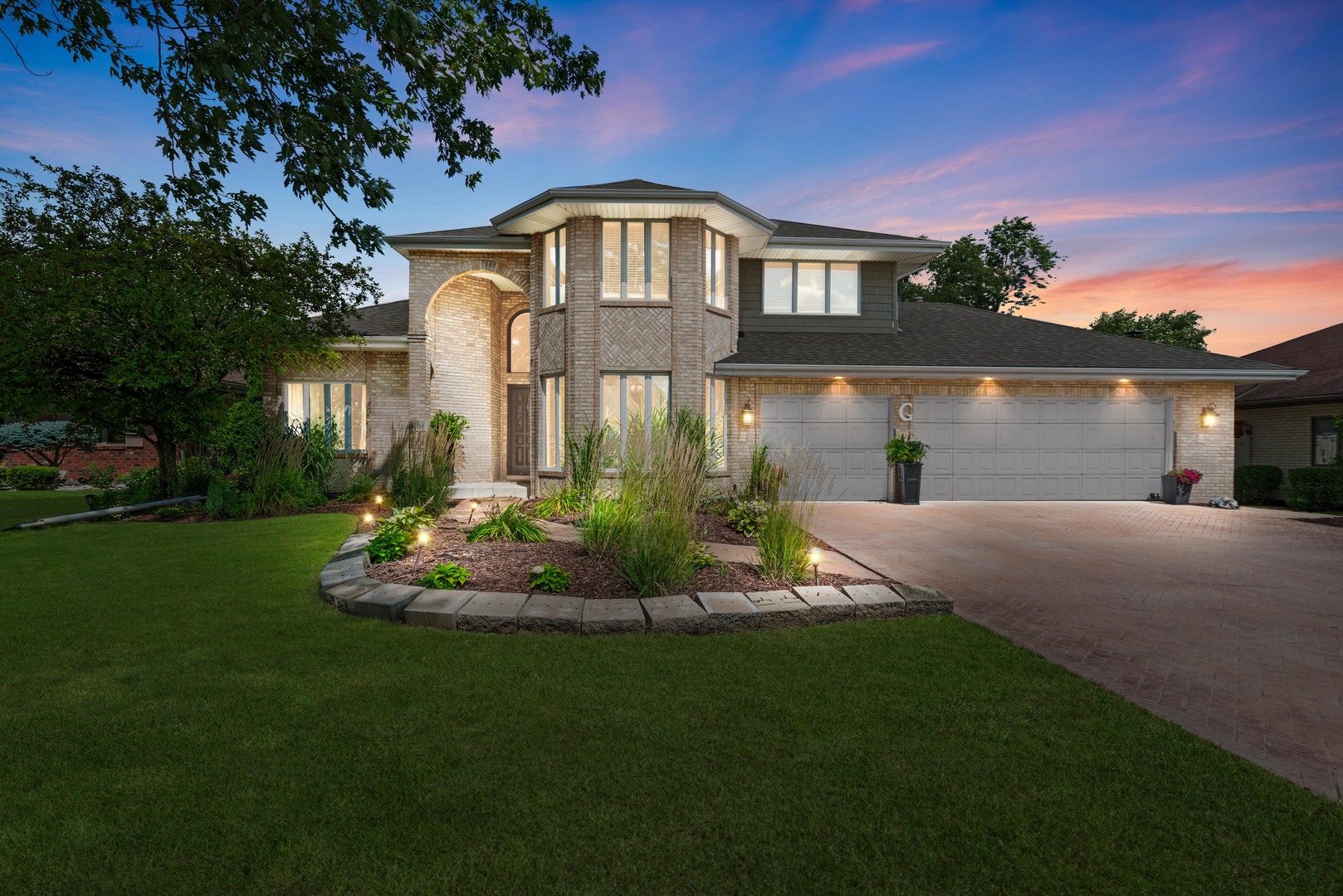 9704 W 56th Street, Countryside, IL 60525