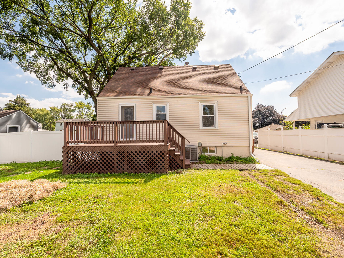330 Major Drive, Northlake, IL 60164