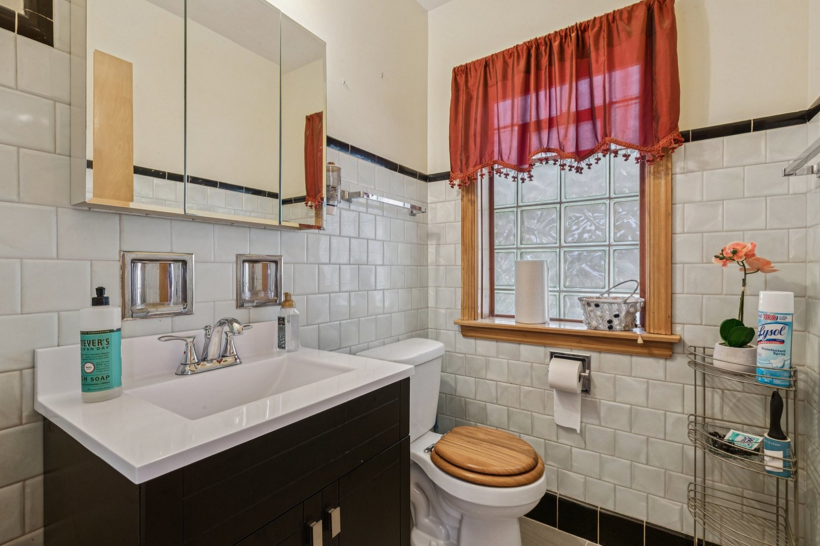 14233 S Wentworth Avenue, Riverdale, IL 60827