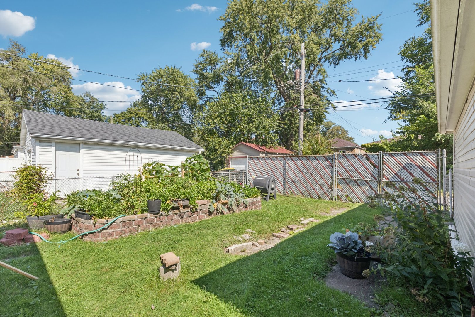 14233 S Wentworth Avenue, Riverdale, IL 60827