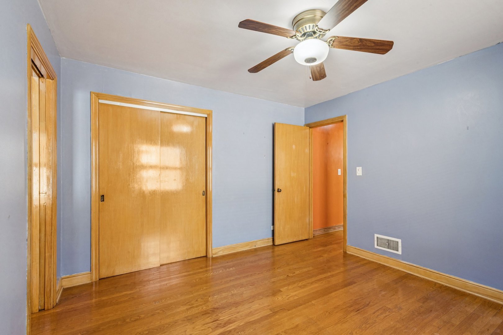 14233 S Wentworth Avenue, Riverdale, IL 60827