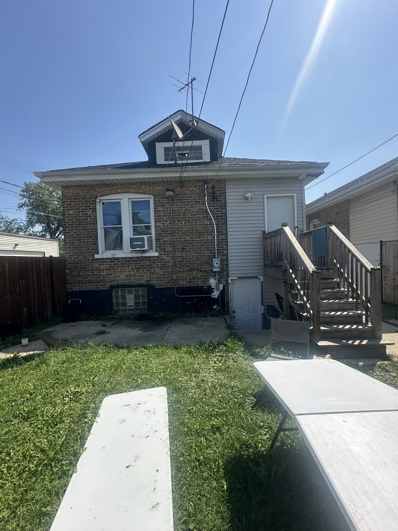 7214 S Bell Avenue, Chicago, IL 60636