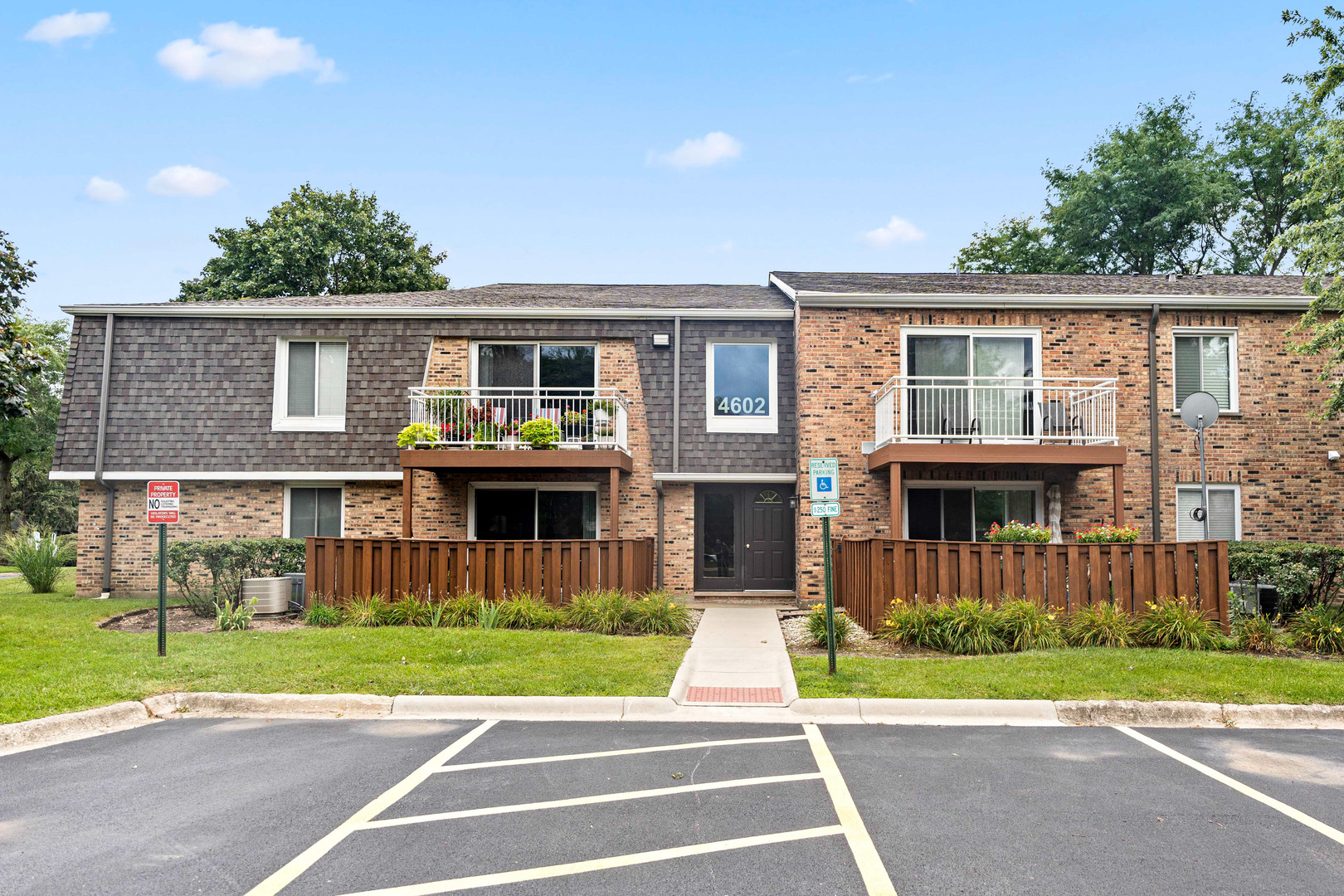 4602 Euclid Avenue #2A, Rolling Meadows, IL 60008