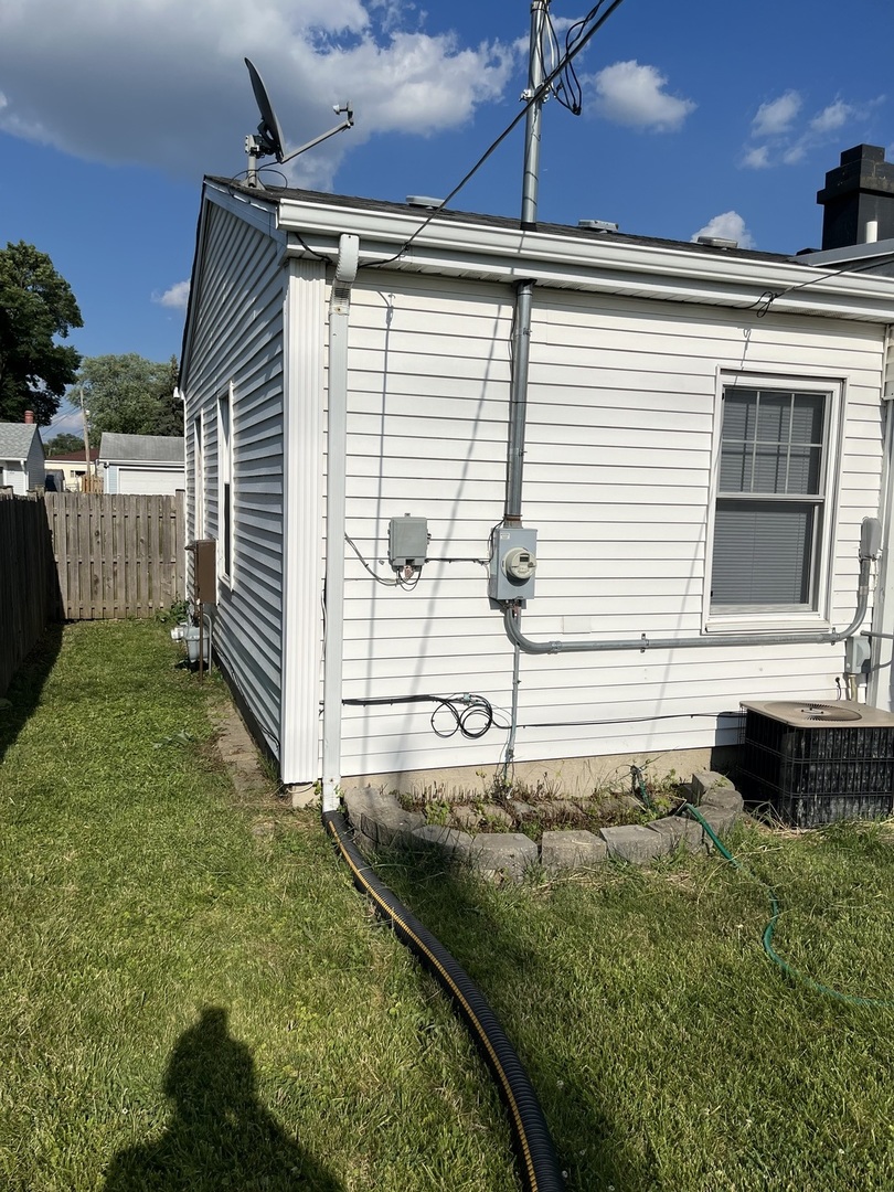 446 Montrose Drive, Romeoville, IL 60446