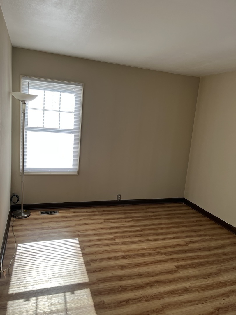 446 Montrose Drive, Romeoville, IL 60446