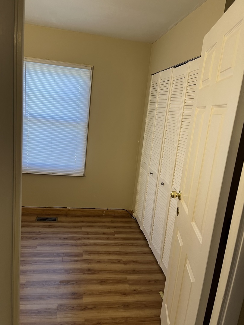 446 Montrose Drive, Romeoville, IL 60446