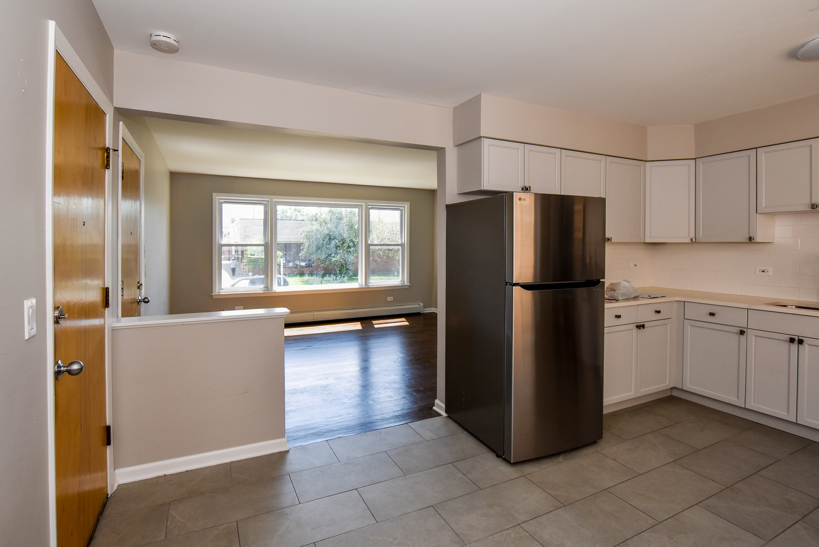 60 N Wolf Road #1W, Wheeling, IL 60090