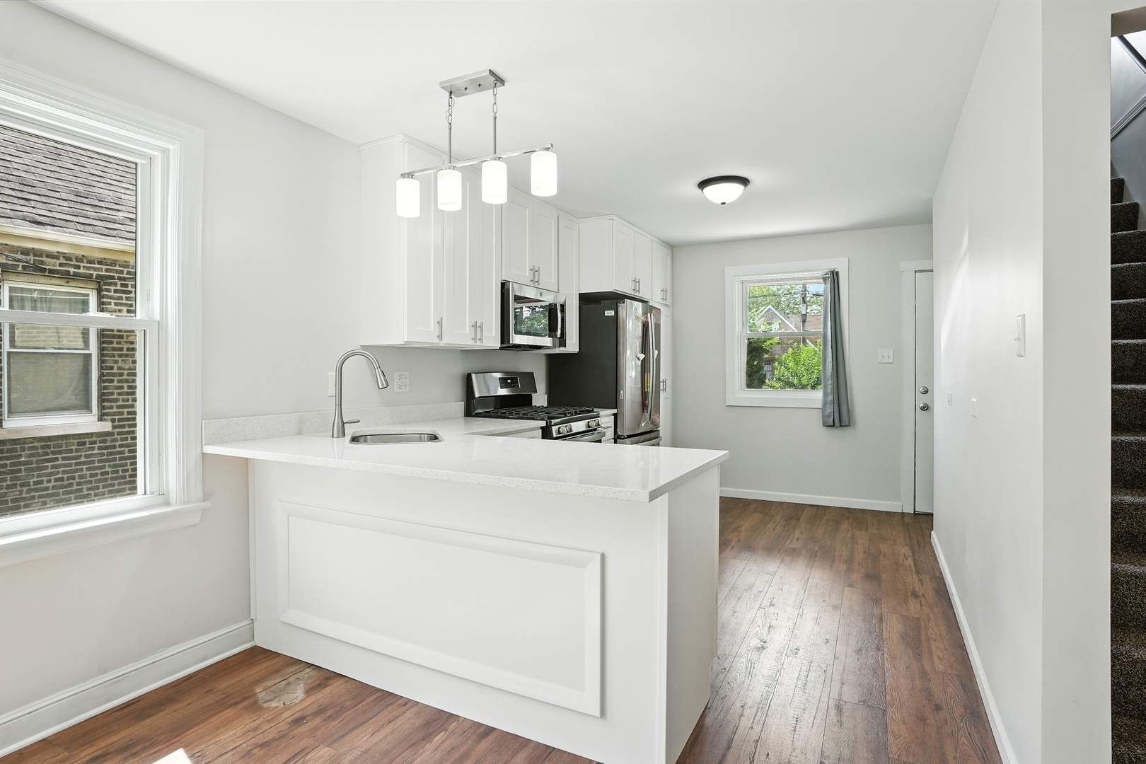 10844 S Avenue M, Chicago, IL 60617