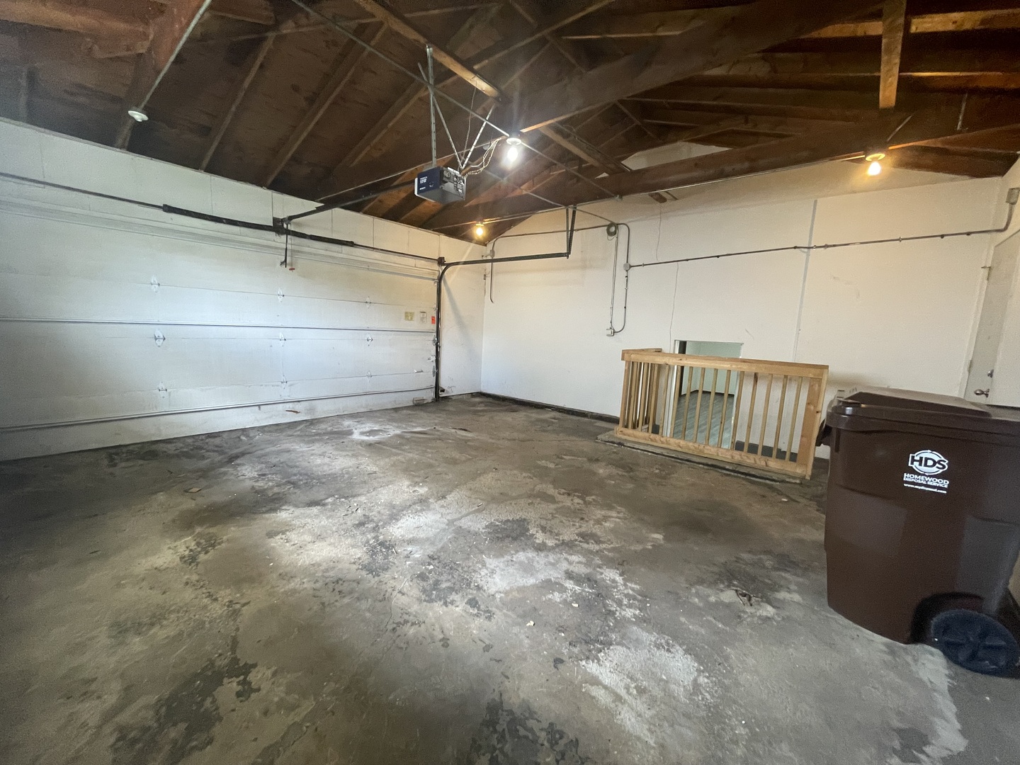 307 S Walnut Street, Glenwood, IL 60425