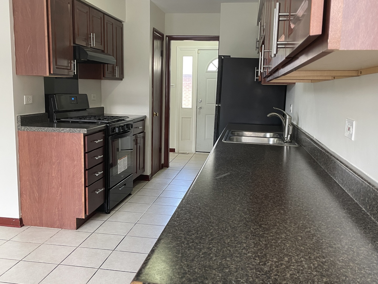 307 S Walnut Street, Glenwood, IL 60425