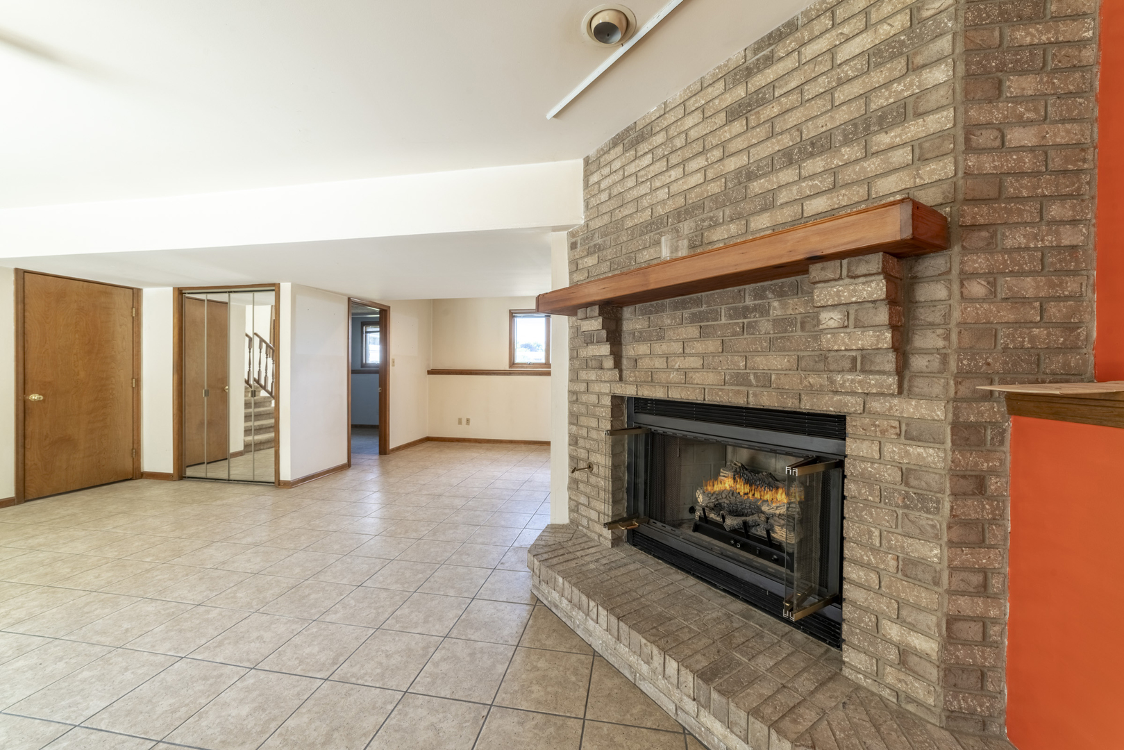 10046 Polk Court, Crown Point, IN 46307