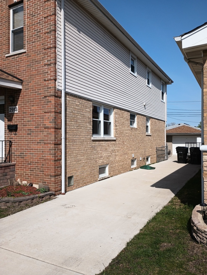 2913 N Nordica Avenue, Chicago, IL 60634