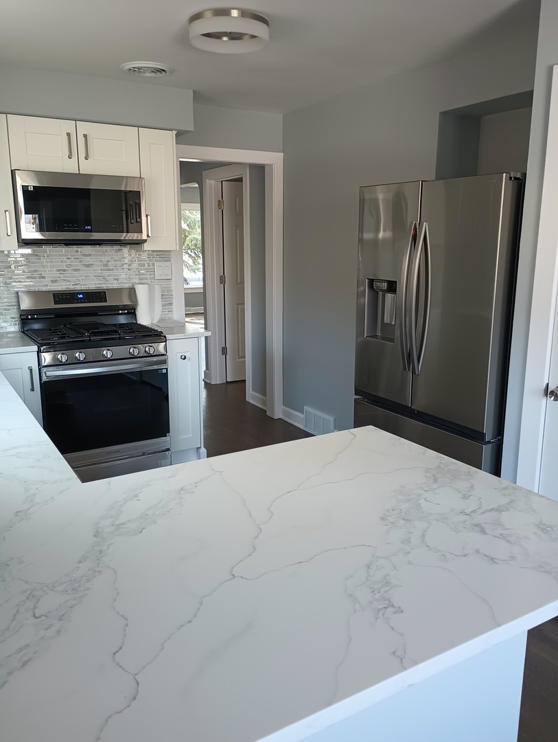 2913 N Nordica Avenue, Chicago, IL 60634